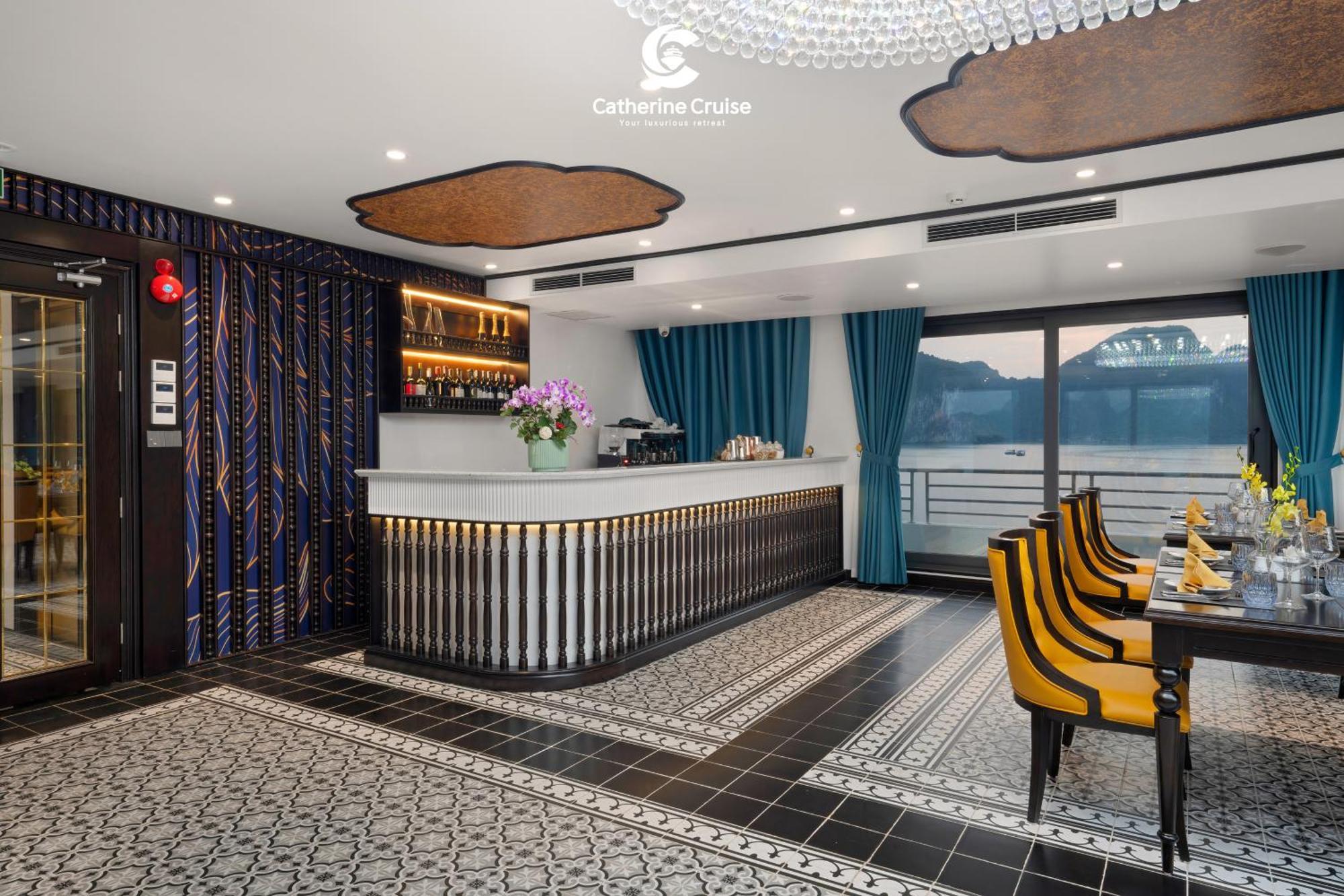 Catherine Cruises Ha Long Bay ภายนอก รูปภาพ